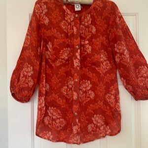 Beautiful floral button down blouse
